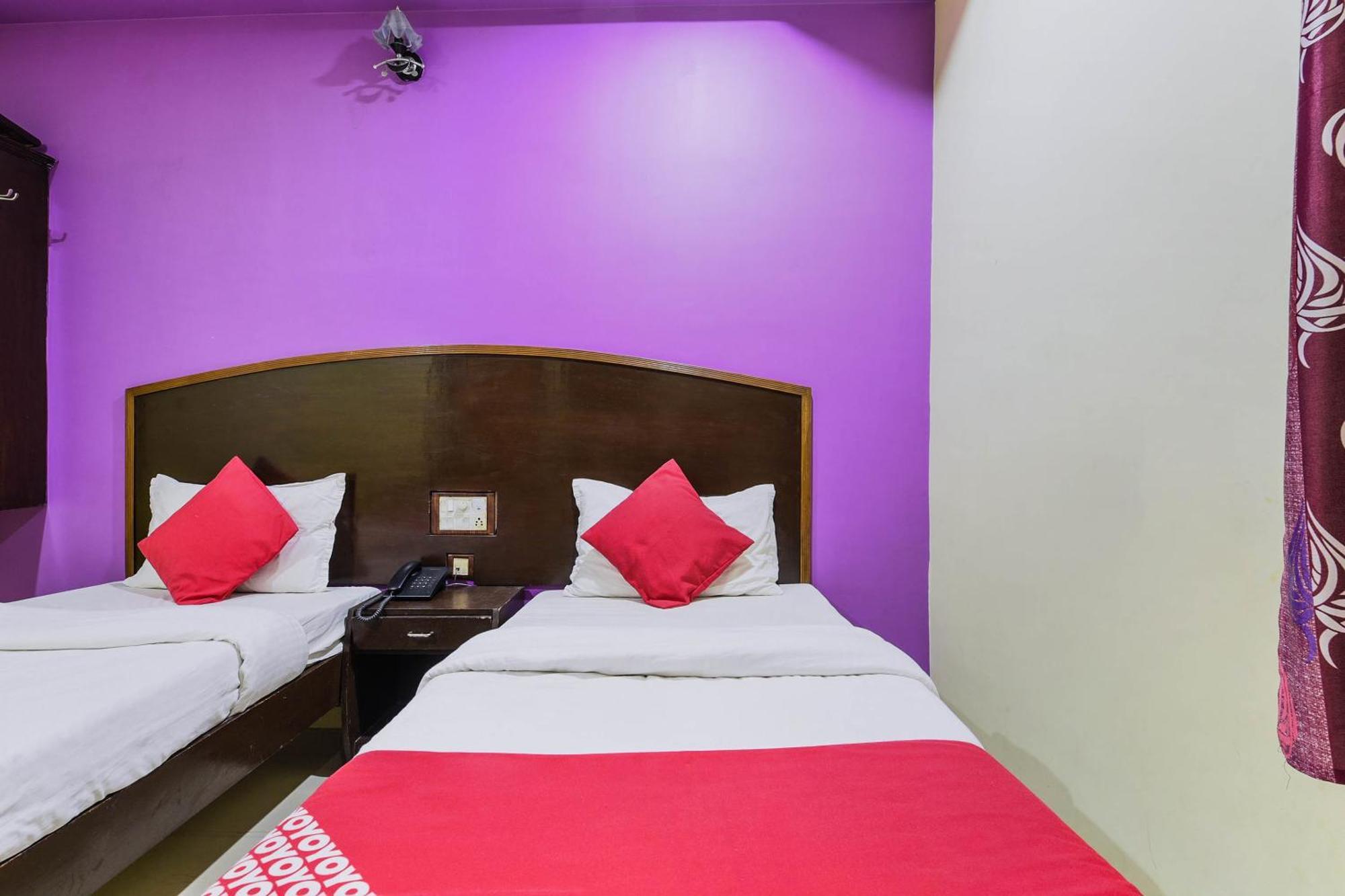 Hotel O K S N Residency Pedda Waltair Exterior photo